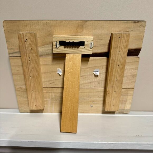 “True Love was Born in a Stable” Christmas Sign | Wall Shelf Decor | Winter - Picture 2 of 2